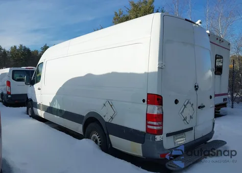 2014 Mercedes-Benz Sprinter 2500 High Roof from USA, damaged, VIN WD3PE8DE1E5896818